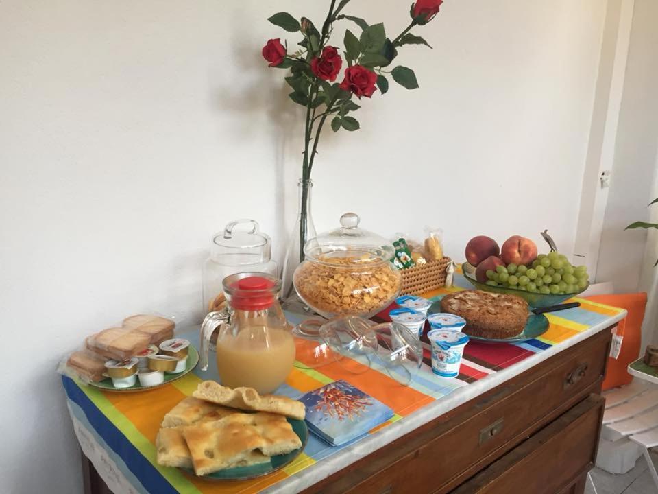 A Casa Di Elena Bed & Breakfast Finale Ligure Luaran gambar